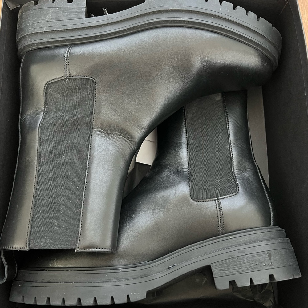 Ba&sh Chelsea boots coda